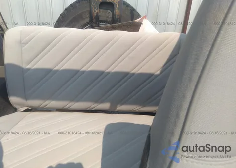 1994 Jeep Wrangler / Yj Se z USA, uszkodzony, nr VIN 1J4FY29S4RP445844